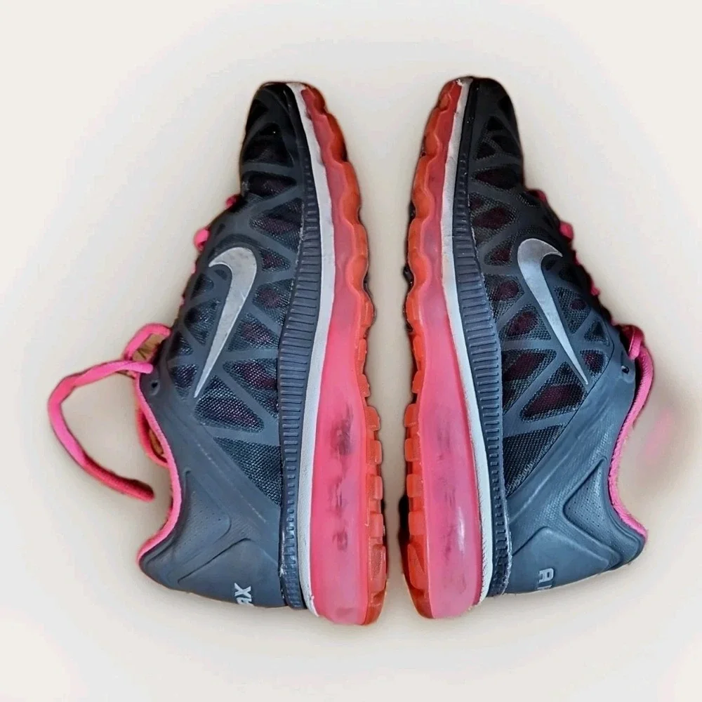 Nike Air Max 429890-006  Running Shoes‎ Womens Sz 7 Pink Black Sneakers P15